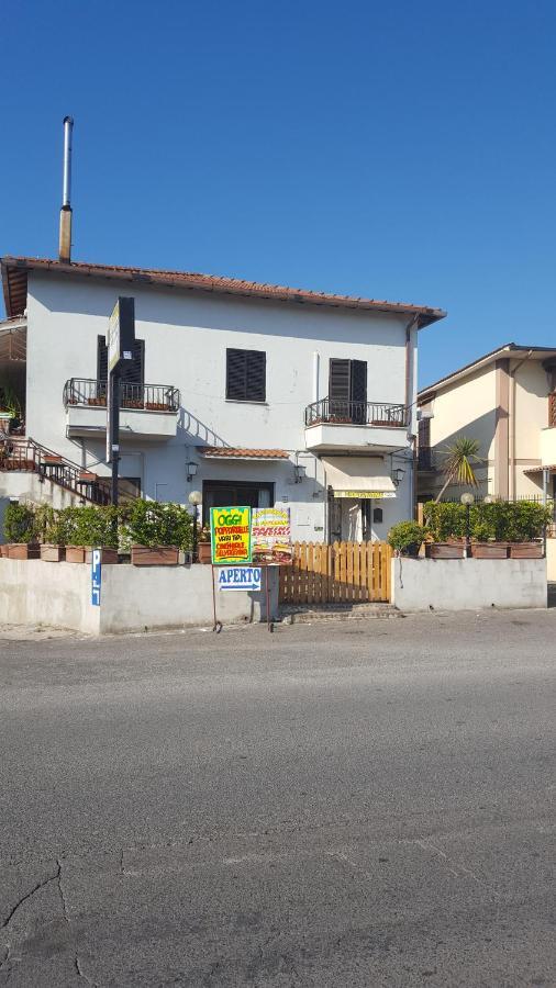 מלון Cecchina Al Fontanone מראה חיצוני תמונה